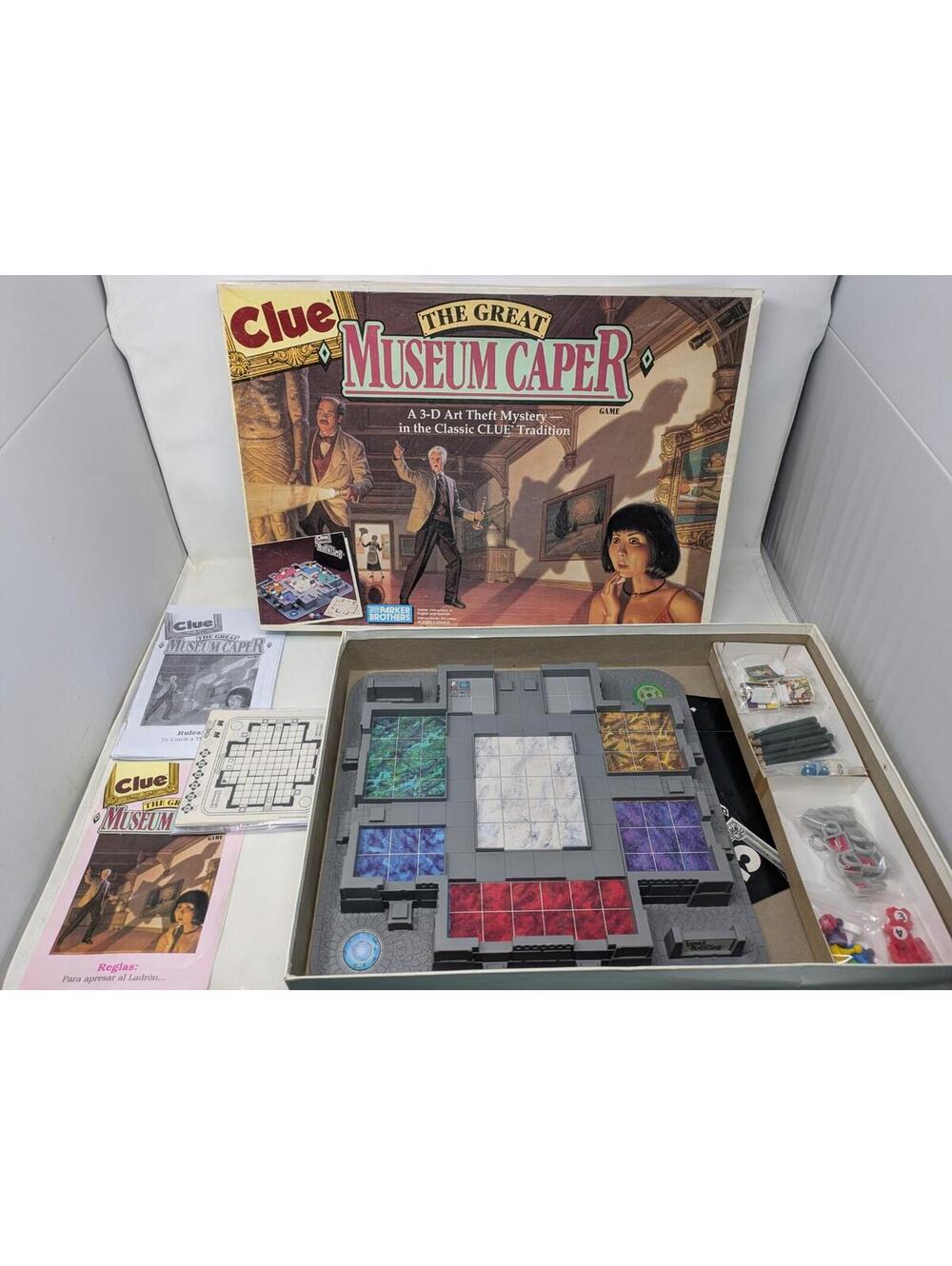Parker Brothers Clue The Great Museum Caper Complete Board Game (1991)